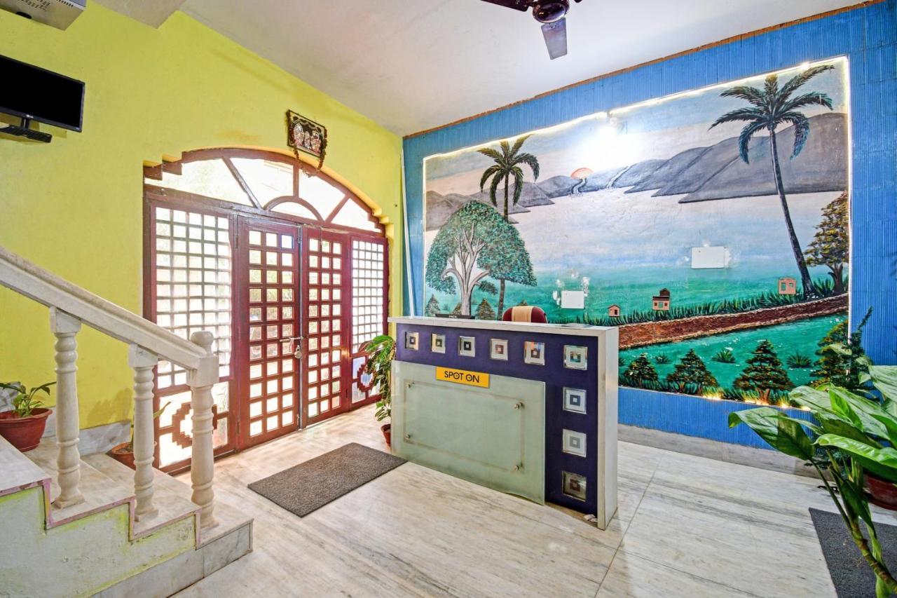 Spot On 81220 New Asha Hotel Puri Exterior photo